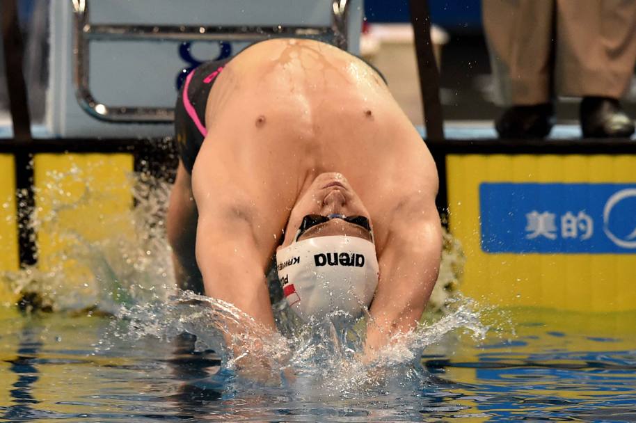 La ripartenza dorso del polacco Radoslav Kawecki, ai Campionati del mondo di nuoto a Doha, in Qatar. (LaPresse)